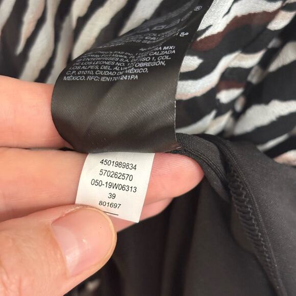 WHBM Abstract Zebra Black and Ecru High Low Maxi Dress - Size 8 - Picture 6 of 8